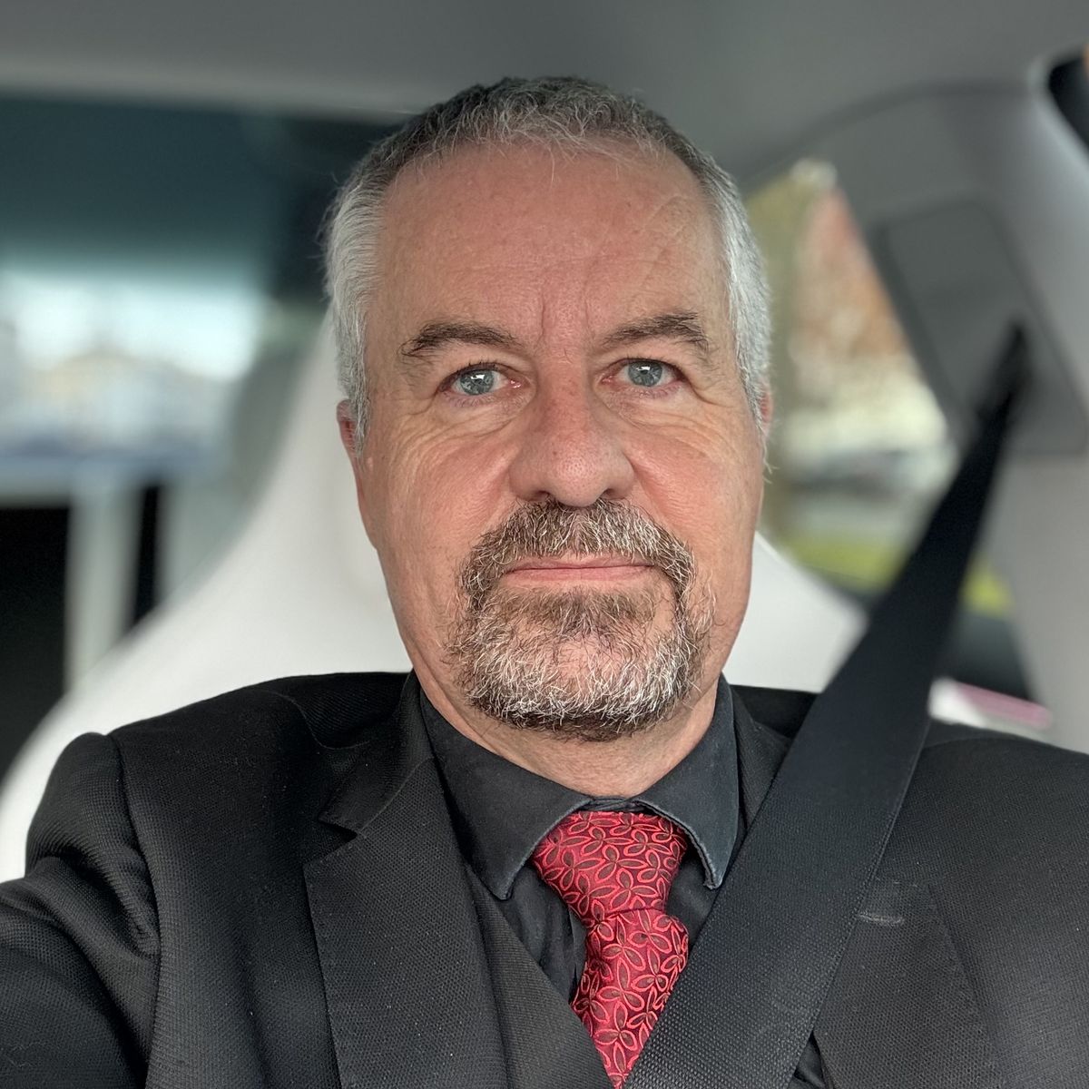 Guillaume Castevert, fondateur de TeslaStars, au volant de sa Tesla